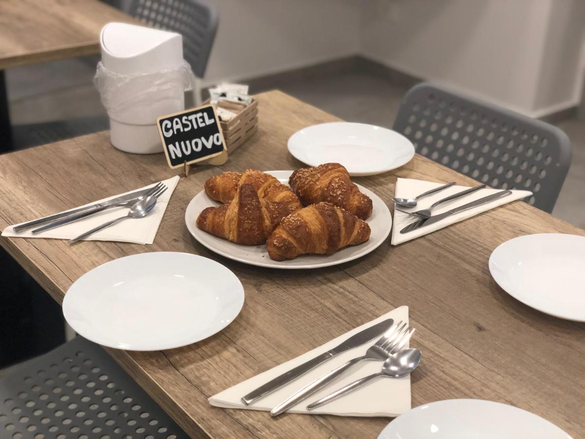 บีแอนด์บี อี บอร์โบเน Bed & Breakfast เนเปิลส์ ภายนอก รูปภาพ