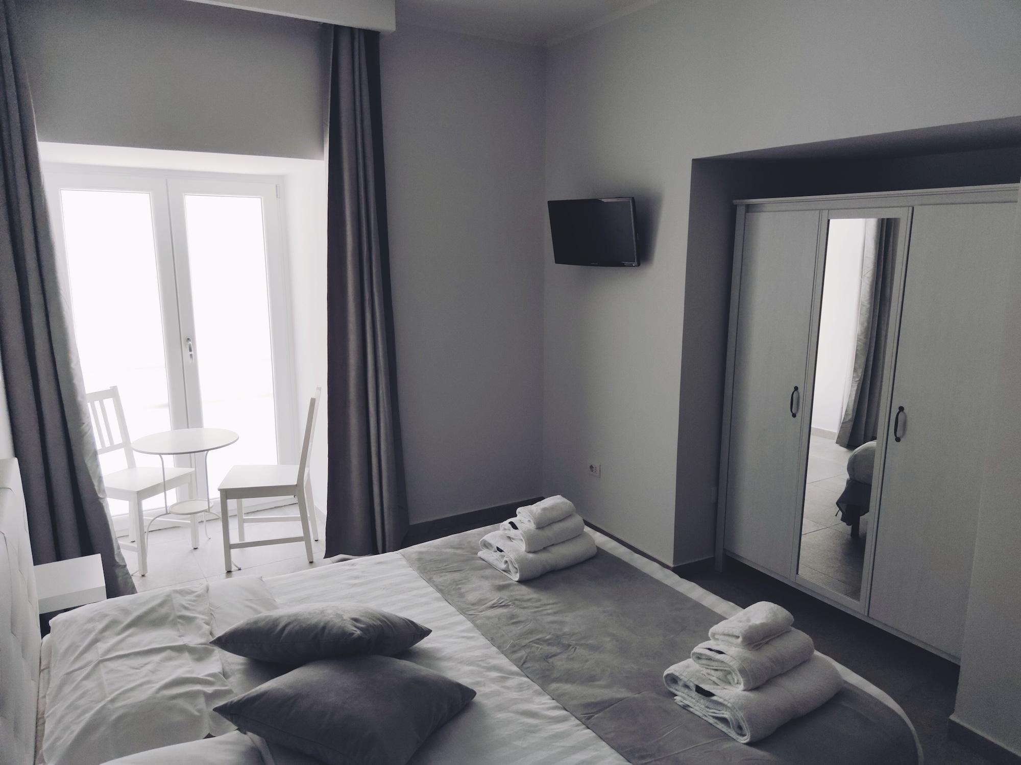 บีแอนด์บี อี บอร์โบเน Bed & Breakfast เนเปิลส์ ภายนอก รูปภาพ