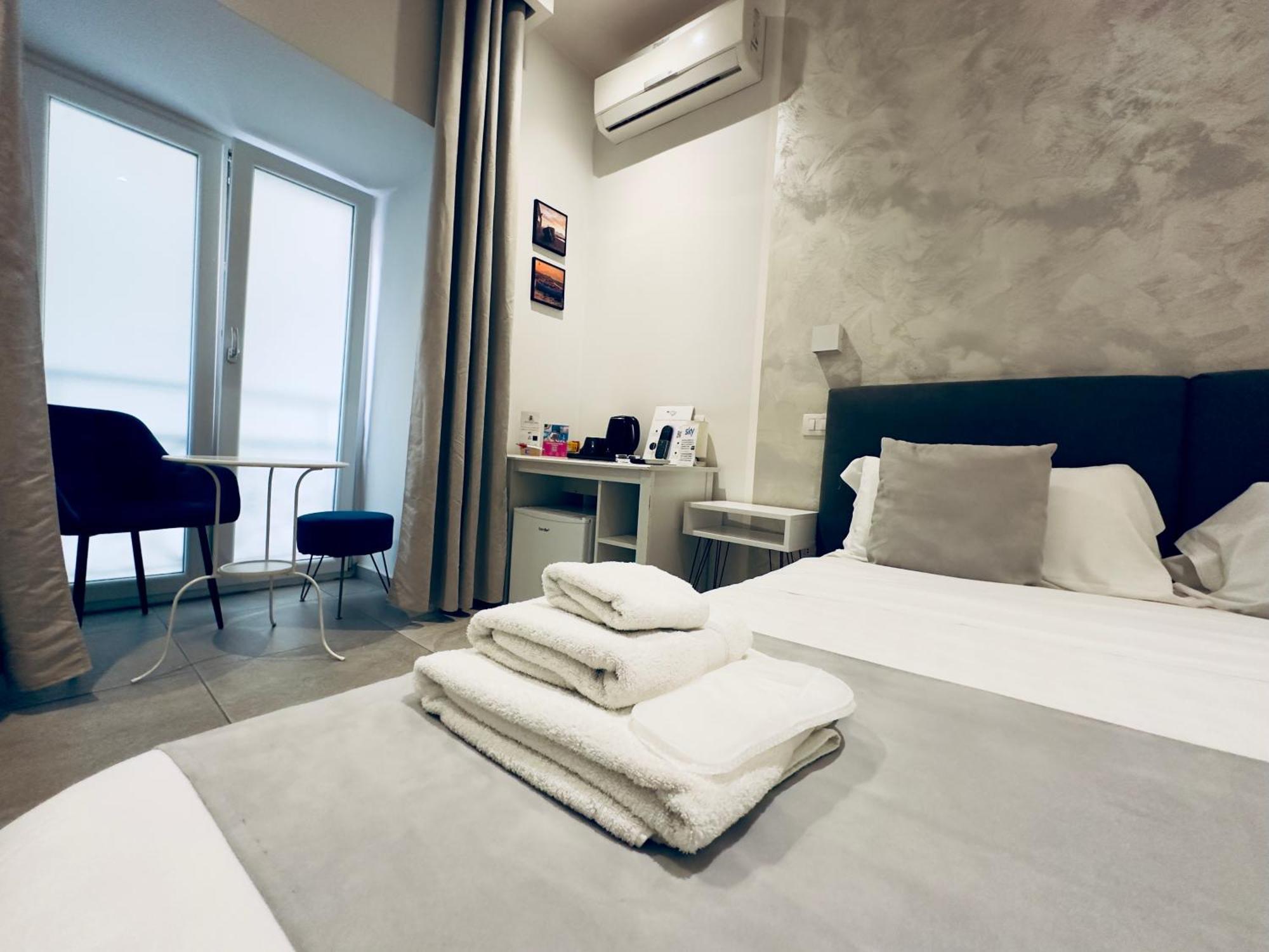 บีแอนด์บี อี บอร์โบเน Bed & Breakfast เนเปิลส์ ภายนอก รูปภาพ
